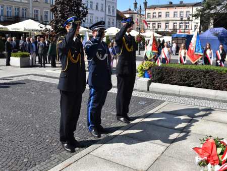 „Cześć i chwała tym, co nie złożyli broni”