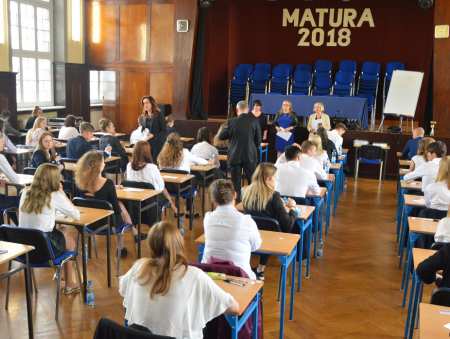 Maturalny maraton trwa