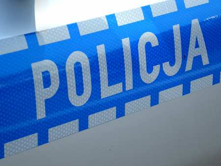 Tragedia przy szkole. Nie żyje 23-latek, który targnął się na własne życie