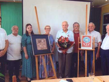 Uroczyste uczczenie urodzin filatelisty