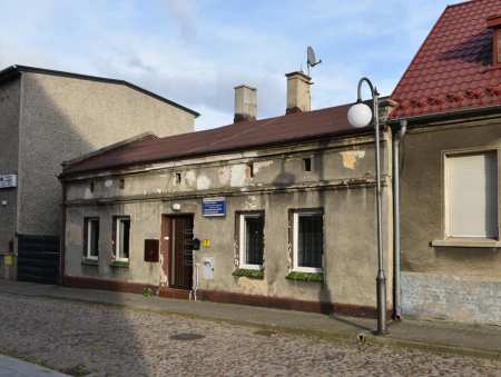 Gmina kupiła budynek przy bożnicy