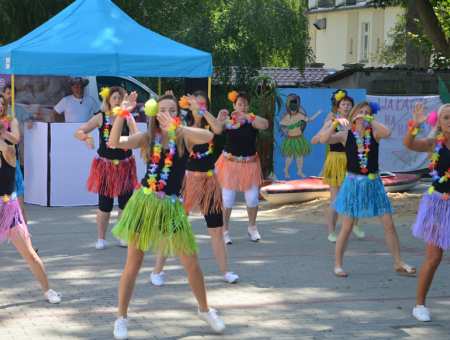 Hawajskie wakacje w Rzetni