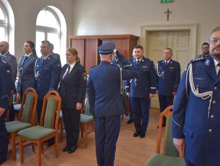 Roczne sprawozdanie policjantów