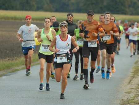 Półmaraton przez dwa województwa