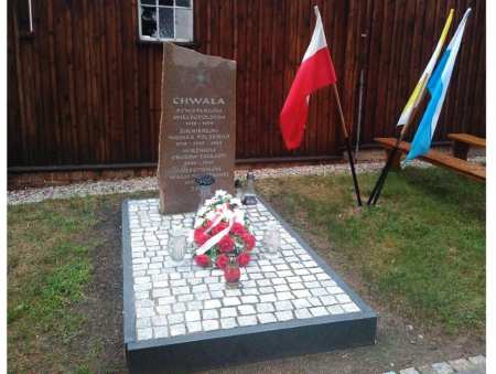 Uczcili bohaterów