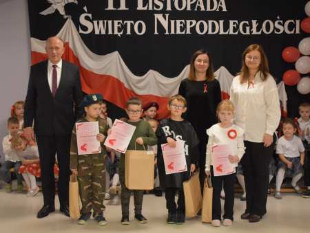 Pocztówki dla Niepodległej
