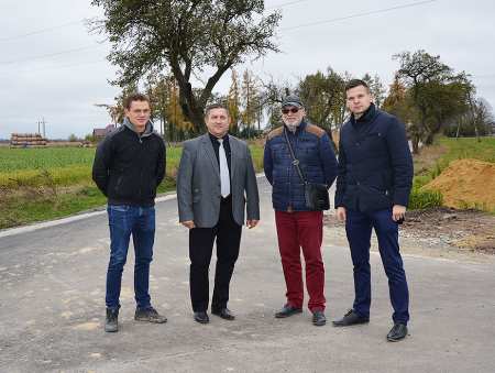 Przebudowa dróg w Siemianicach i Trzebieniu