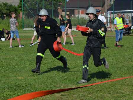 Gminne Zawody Sportowo-Pożarnicze w Piaskach