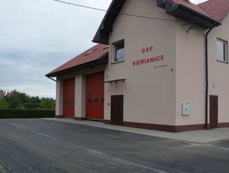 Utwardzono teren przy remizie