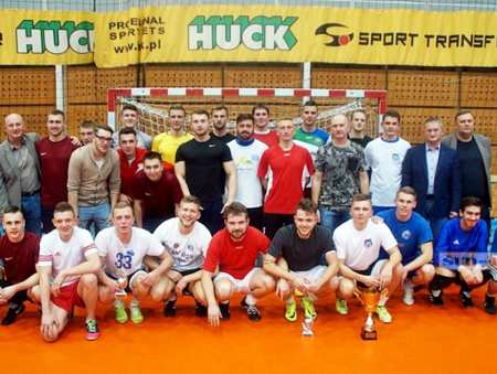 Futbol znów połączył pokolenia